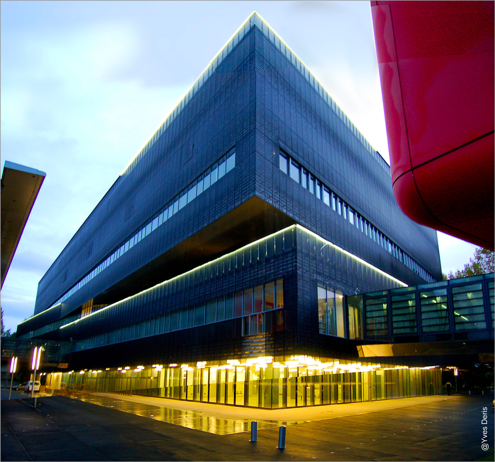 Inauguration du nouveau bâtiment Neurocampus